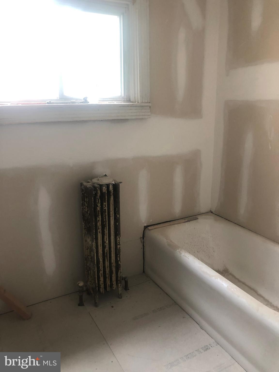 5211 Church Road Philadelphia, PA 19131 - Photo 13 of 18 Gallery Image 13