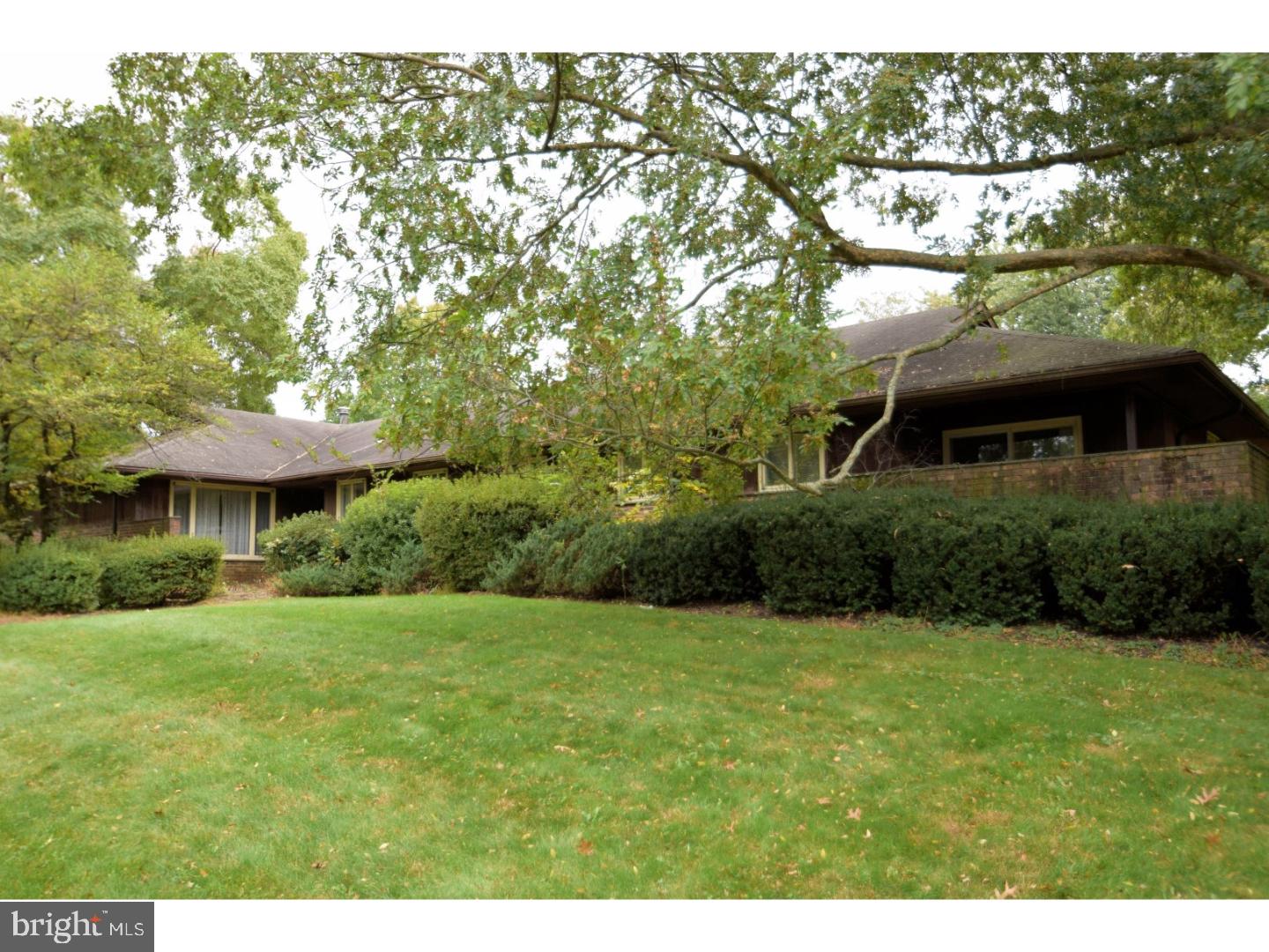 1180 Meadowbrook Road Southampton, PA 18966 - Photo 3 of 25 Gallery Image 3