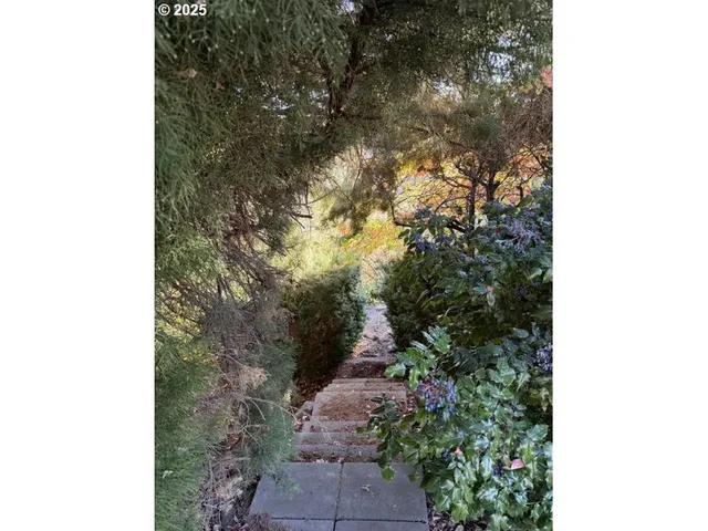 $359,000 | 681 College Street, Milton Freewater, OR 97862