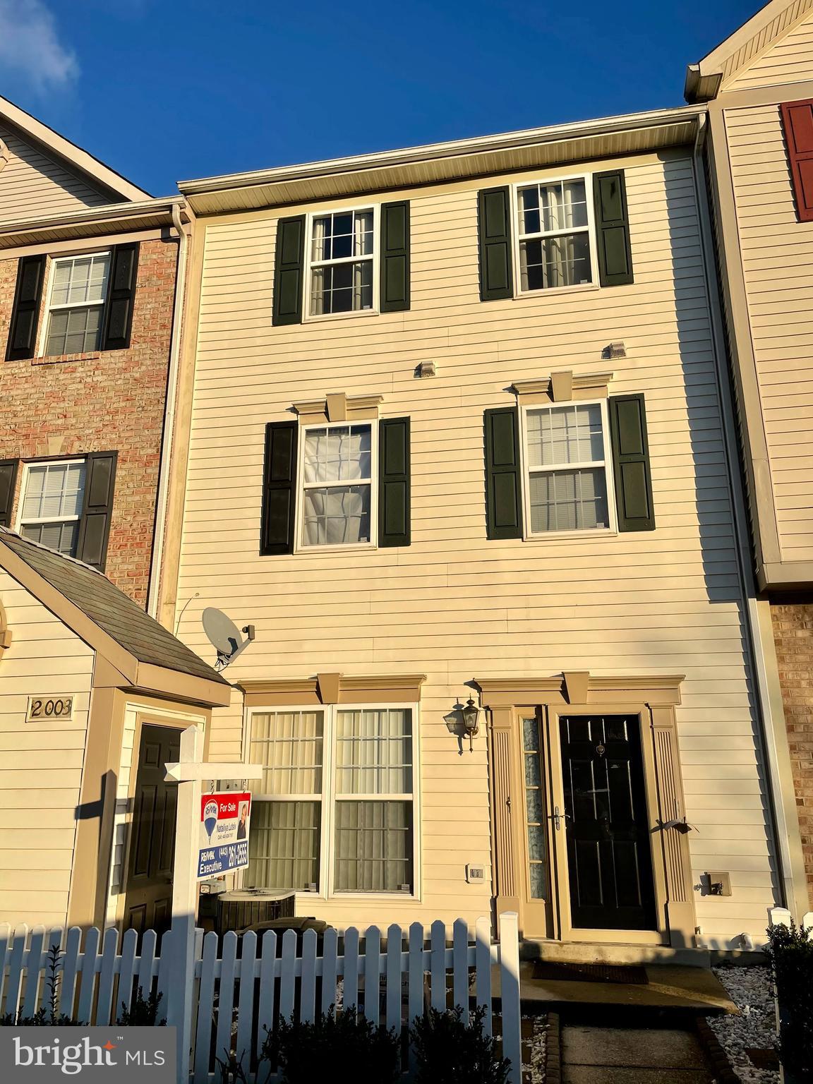2003 Roff Point Court Odenton, MD 21113 - Photo 2 of 29 Gallery Image 2