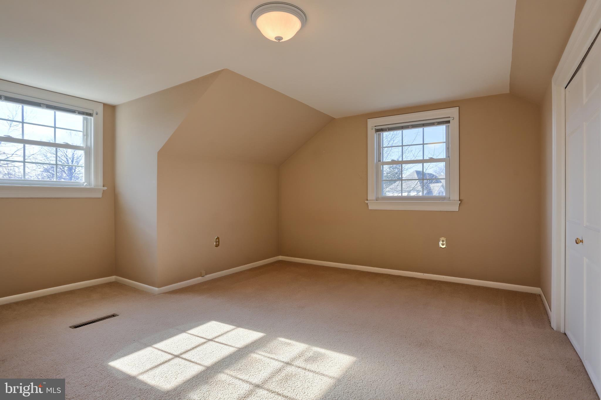 35 Mine Road Lebanon, PA 17042 - Photo 21 of 37 Upper level bedroom 1