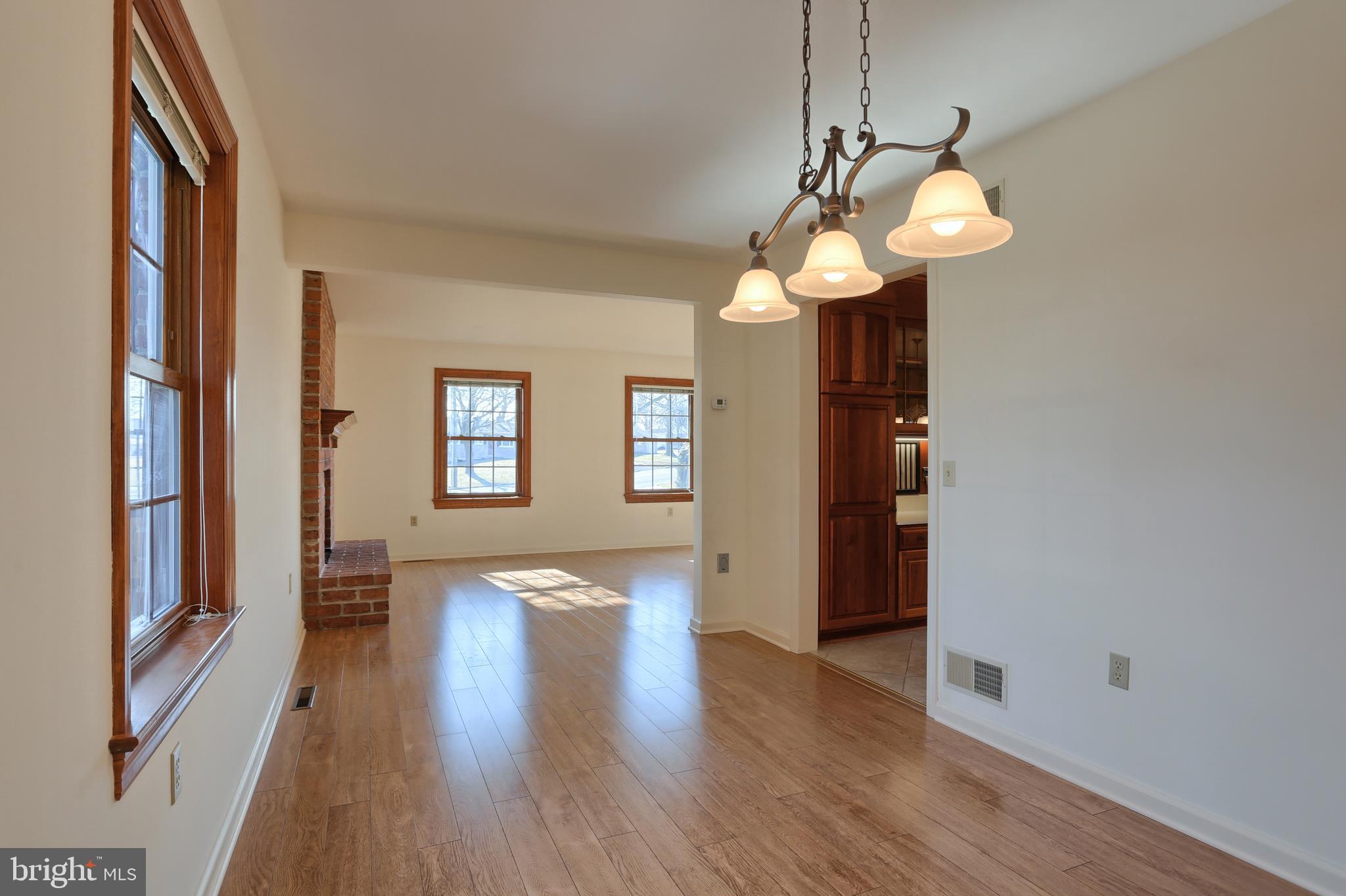 35 Mine Road Lebanon, PA 17042 - Photo 6 of 37 Dining area opens to LR and kitchen, new paint