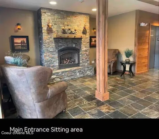 $229,900 | 834 Mc Kinley Avenue West, Unit 403, Kellogg, ID 83837