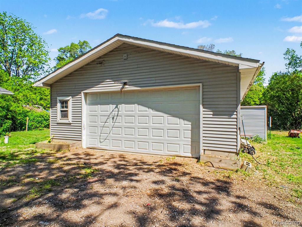 5272 West Frances Road Clio, MI 48420 - Photo 21 of 31