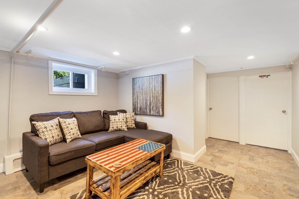 25 Wildwood Road Melrose, MA 02176 - Photo 15 of 26 Gallery Image 15