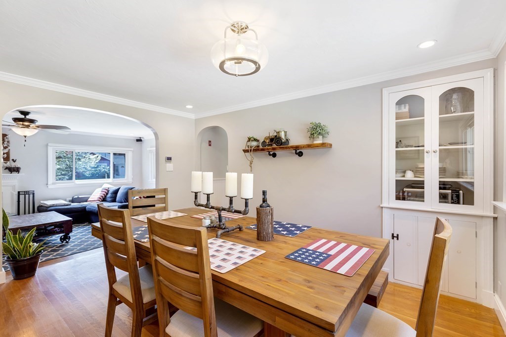 25 Wildwood Road Melrose, MA 02176 - Photo 8 of 26 Gallery Image 8