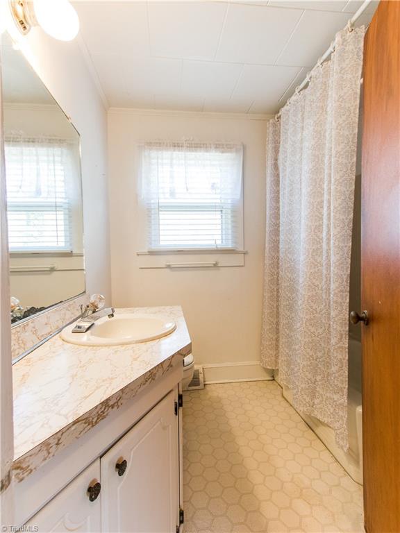 2108 Chestnut St Extension High Point, NC 27262 - Photo 18 of 24 Gallery Image 18