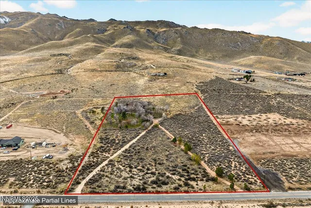 a view of an ocean view