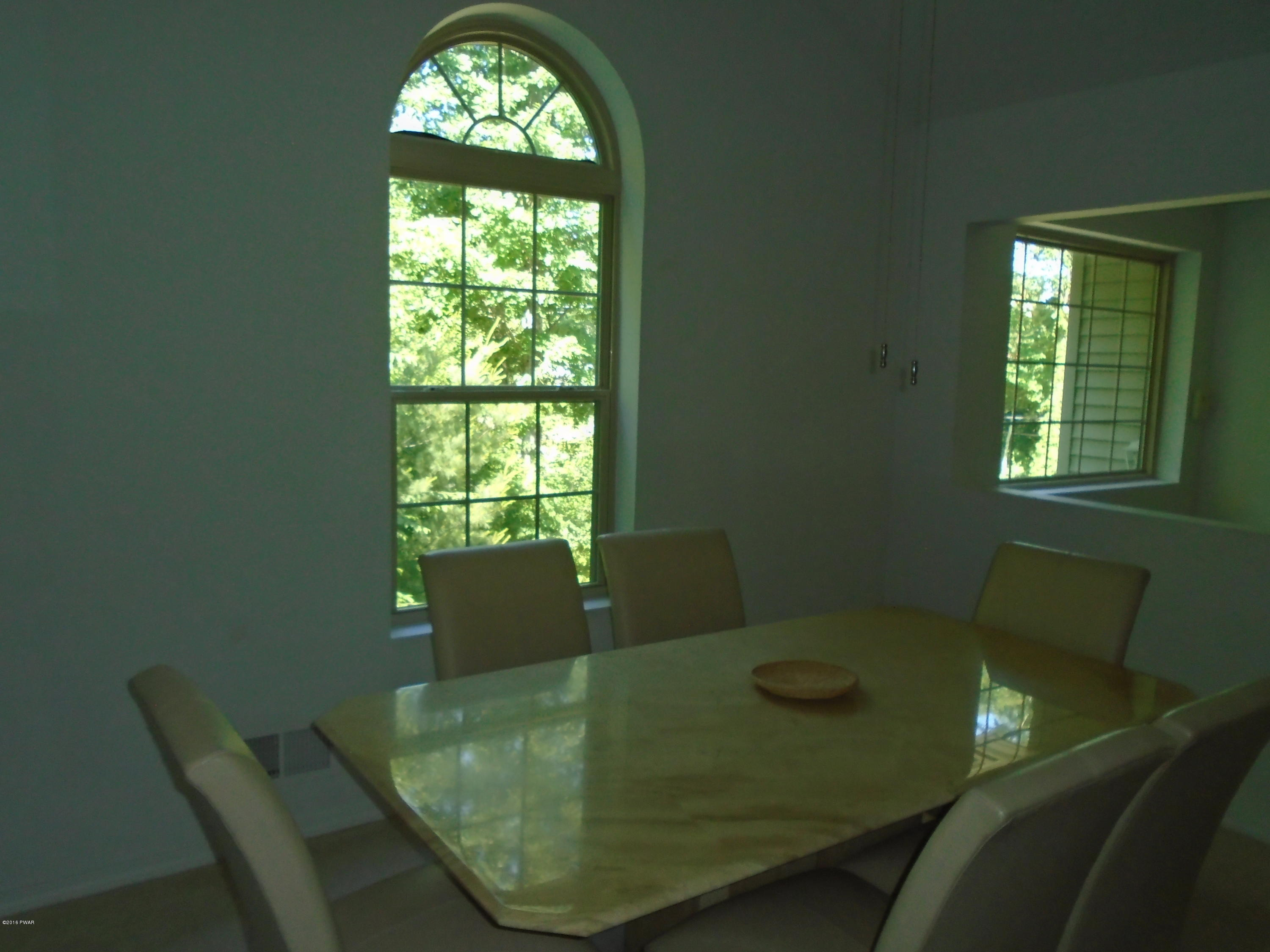 189 Pedersen Ridge Road Milford, PA 18337 - Photo 16 of 58