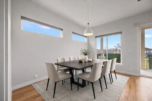 $2,375 | 4618 Nichols Street, Unit B, Houston, TX 77020