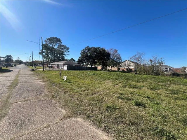 $75,000 | 0 Rouyer Street, Gretna, LA 70056
