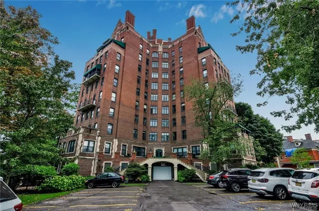 $244,000 | 800 West Ferry Street, Unit 2CC, Buffalo, NY 14222