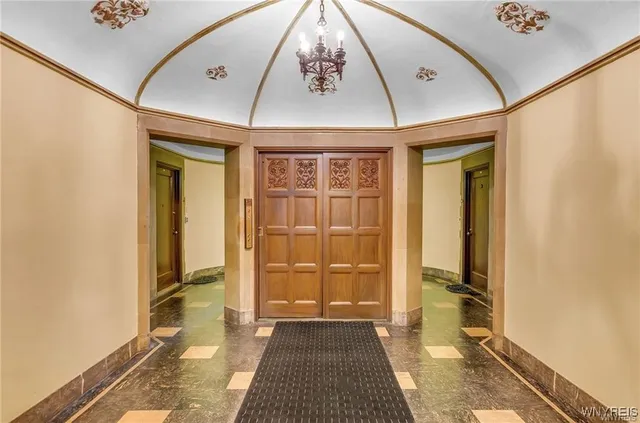 $244,000 | 800 West Ferry Street, Unit 2CC, Buffalo, NY 14222