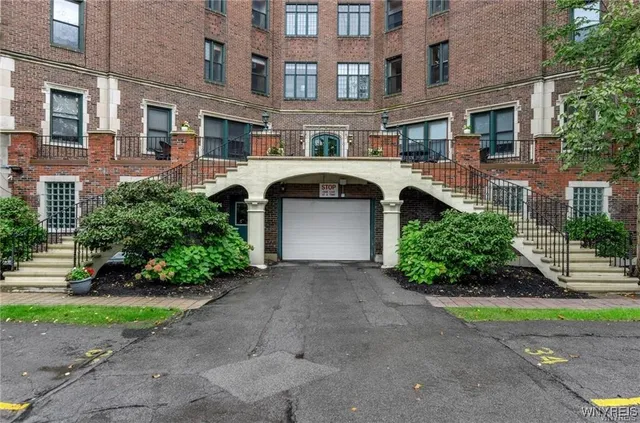 $244,000 | 800 West Ferry Street, Unit 2CC, Buffalo, NY 14222