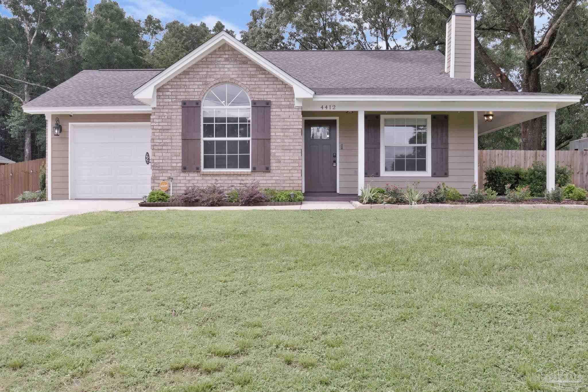 4412 Chantilly Way Milton, FL 32583 - Photo 2 of 63