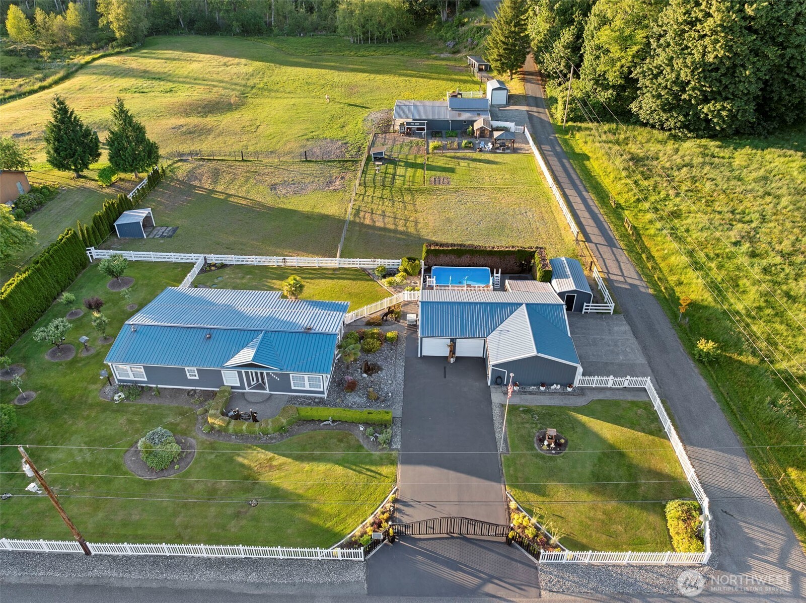 32993 Hamilton Cemetery Road Sedro-Woolley, WA 98284 - Photo 2 of 40