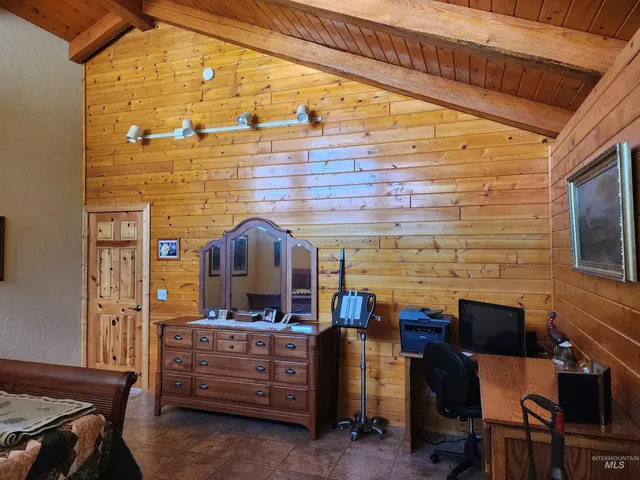 $675,000 | 1073 Doumecq Road, White Bird, ID 83554