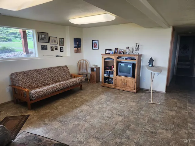 $675,000 | 1073 Doumecq Road, White Bird, ID 83554