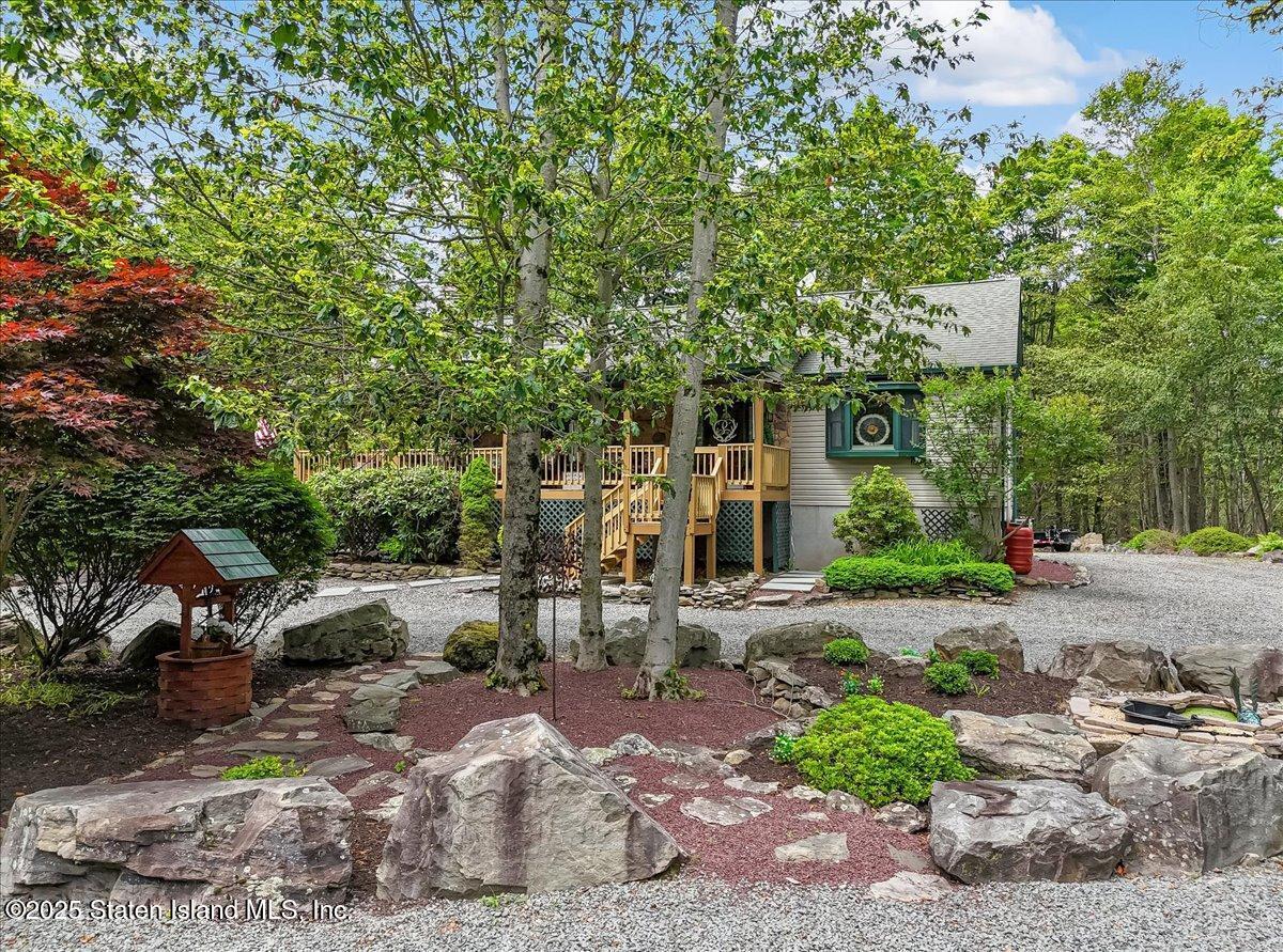 134 Split Rock Road Dingmans Ferry, PA 18328 - Photo 2 of 84 front house drive