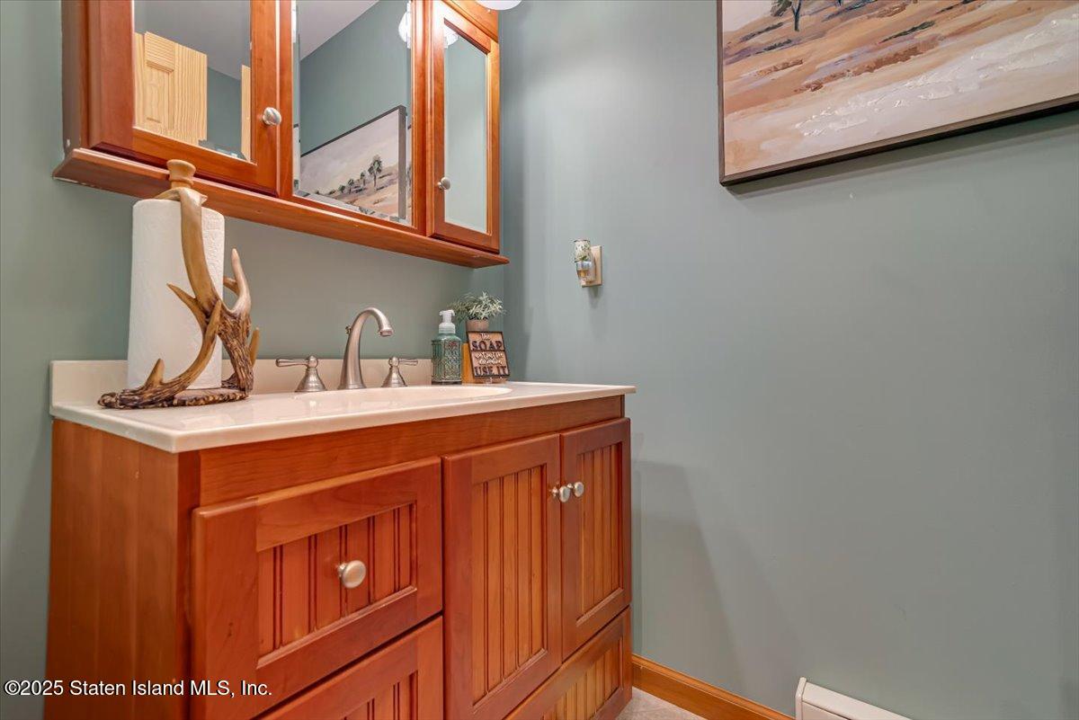 134 Split Rock Road Dingmans Ferry, PA 18328 - Photo 30 of 84 half bath2