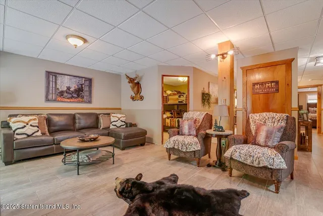 $799,969 | 134 Split Rock Road, Dingmans Ferry, PA 18328