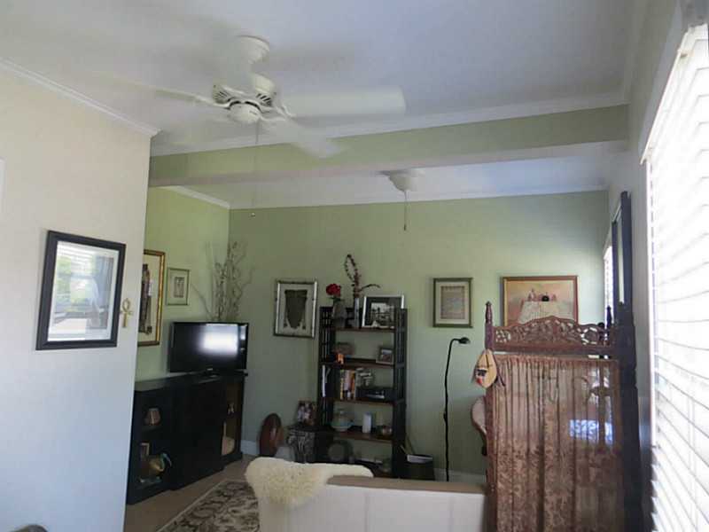 54 Friendship Street, Unit B3 Westerly, RI 02891 - Photo 12 of 25 Living Room.