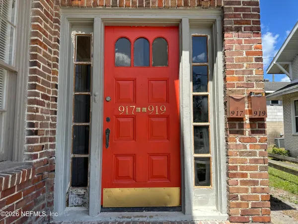 $1,395 | 917 Lasalle Street, Jacksonville, FL 32207