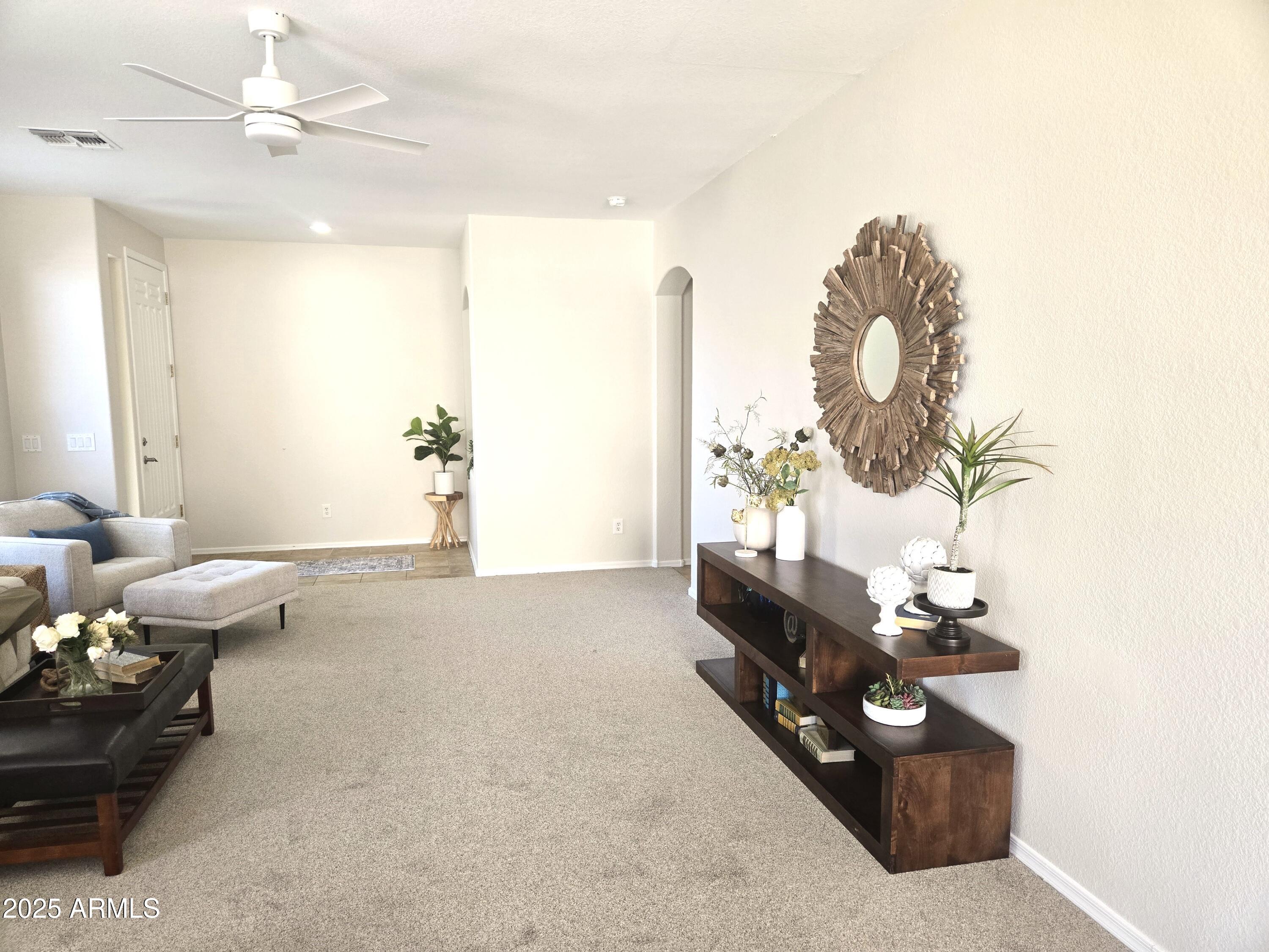 1187 South Hazel Street Gilbert, AZ 85296 - Photo 41 of 50 a living room with furniture