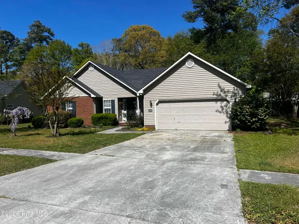 $1,900 | 106 Dunwoody Drive, Jacksonville, NC 28546