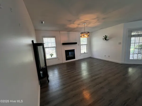 $1,900 | 106 Dunwoody Drive, Jacksonville, NC 28546