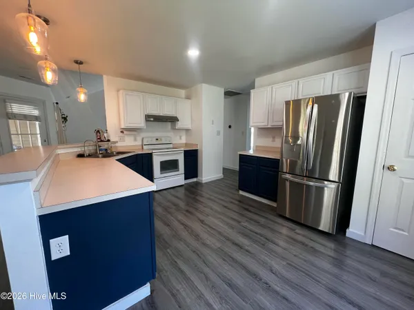 $1,900 | 106 Dunwoody Drive, Jacksonville, NC 28546