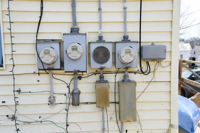 $155,000 | 42 Front Street, Sumner, ME 04292