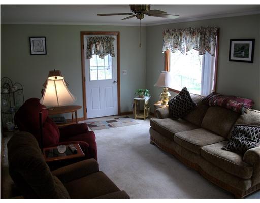 188 Sebasticook Street Pittsfield, ME 04967 - Photo 17 of 23 Living Room.