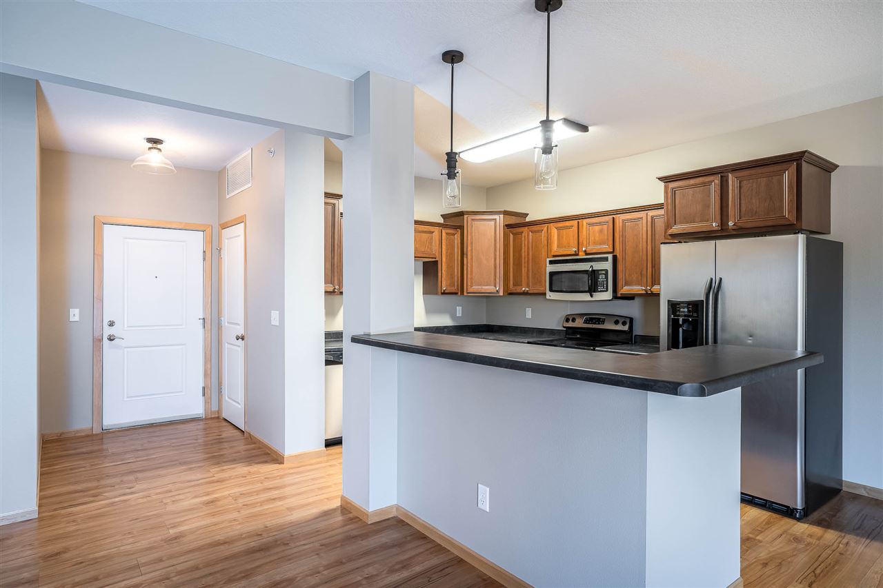 1092 Walnut Avenue, Unit 120 Riverside, IA 52327 - Photo 3 of 19 Gallery Image 3