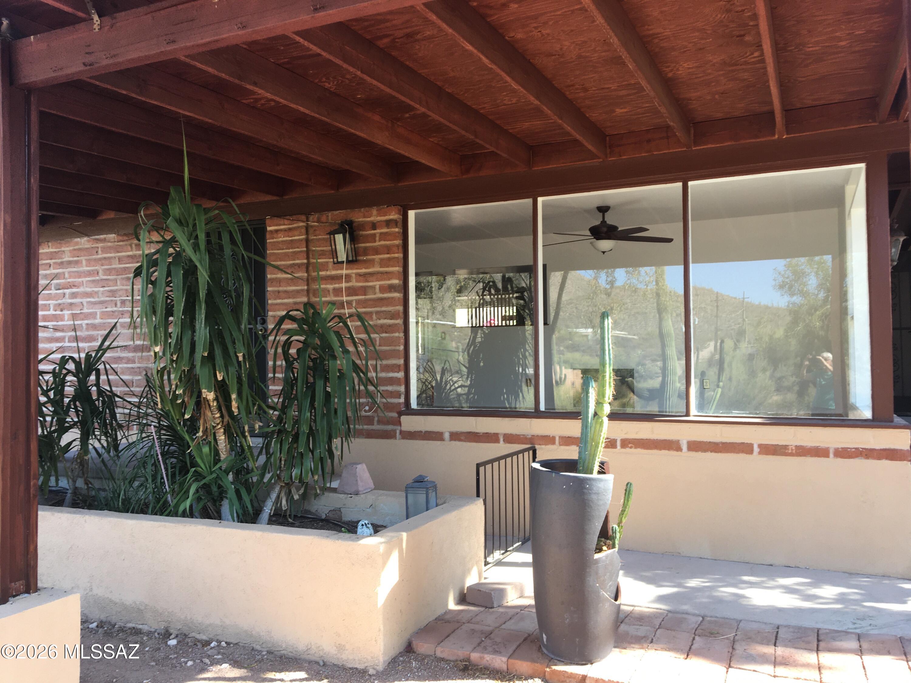 1301 North Painted Hills Road Tucson, AZ 85745 - Photo 3 of 35