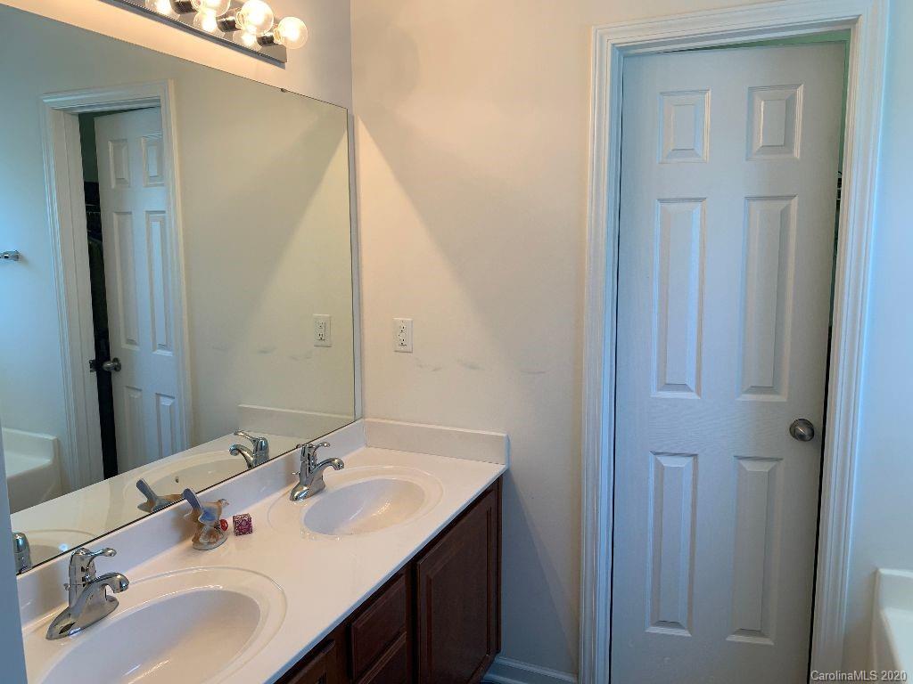 11608 Tucker Field Road, Unit 43 Midland, NC 28107 - Photo 18 of 30 Gallery Image 18
