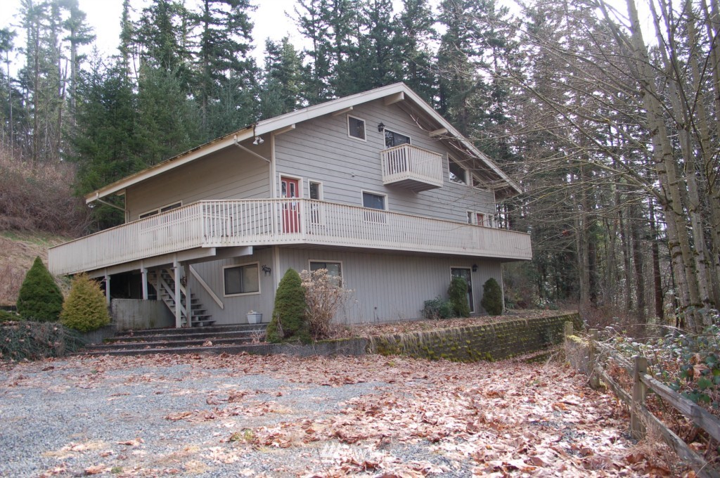 8406 North Pass Road Sumas, WA 98295 - Photo 1 of 15