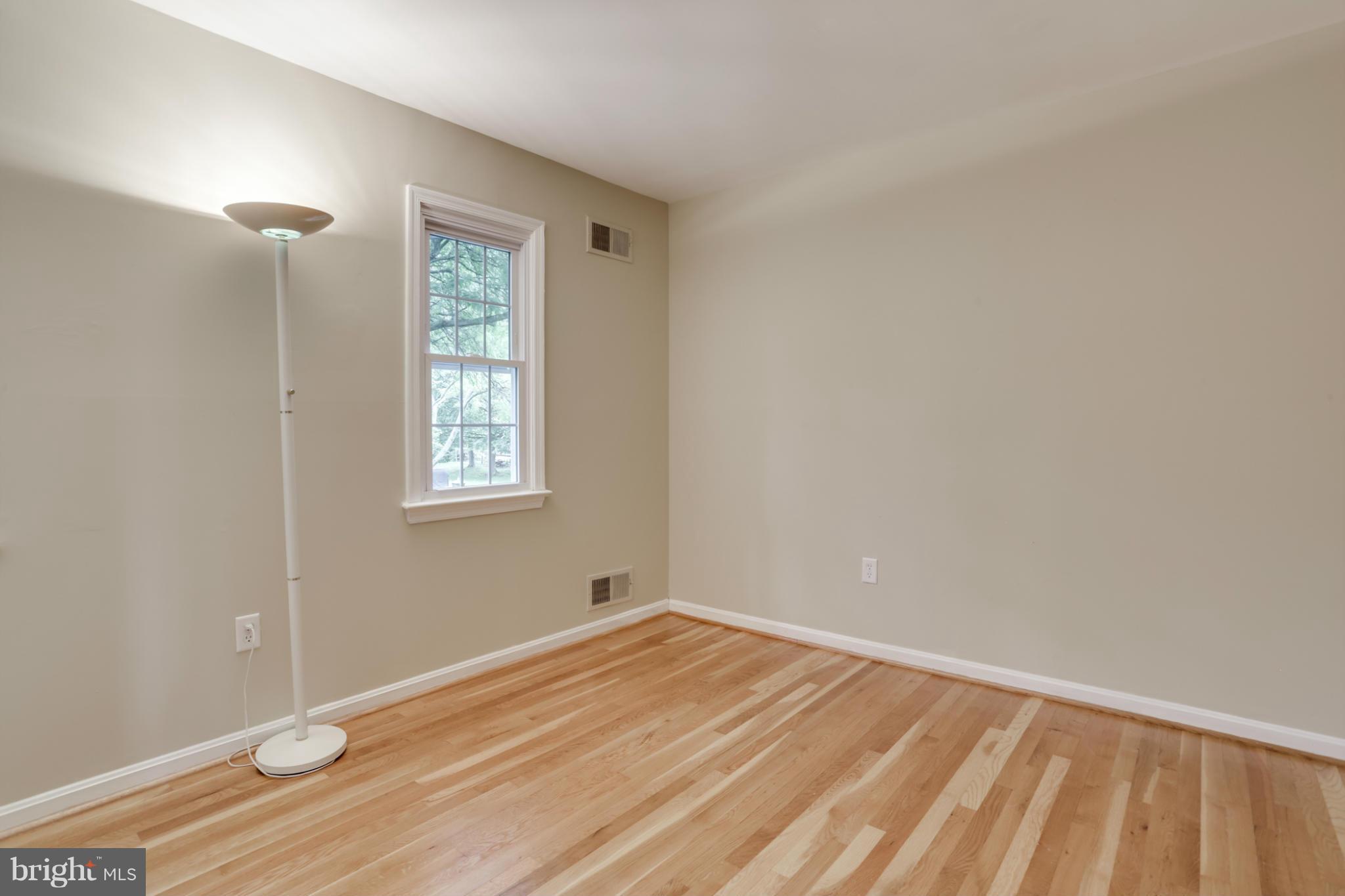 9235 Log Chain Road Columbia, MD 21045 - Photo 20 of 30 Bedroom