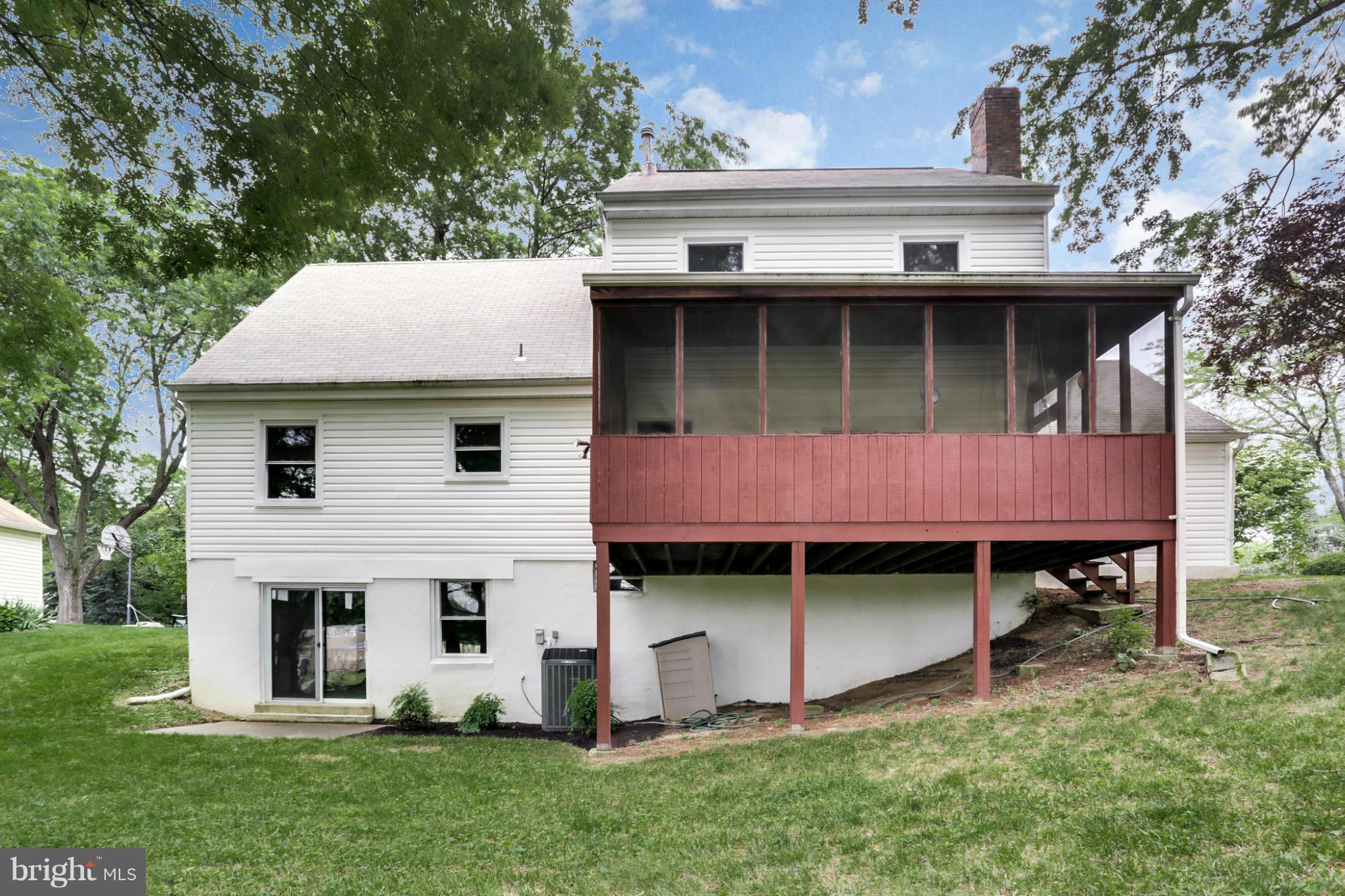 9235 Log Chain Road Columbia, MD 21045 - Photo 29 of 30 Exterior (Rear)