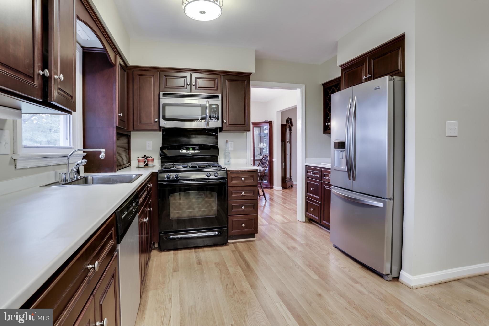 9235 Log Chain Road Columbia, MD 21045 - Photo 8 of 30 Kitchen