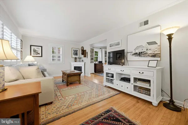 $650,000 | 7818 Elm Avenue, Wyndmoor, PA 19038
