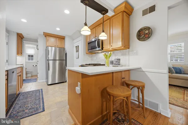 $650,000 | 7818 Elm Avenue, Wyndmoor, PA 19038
