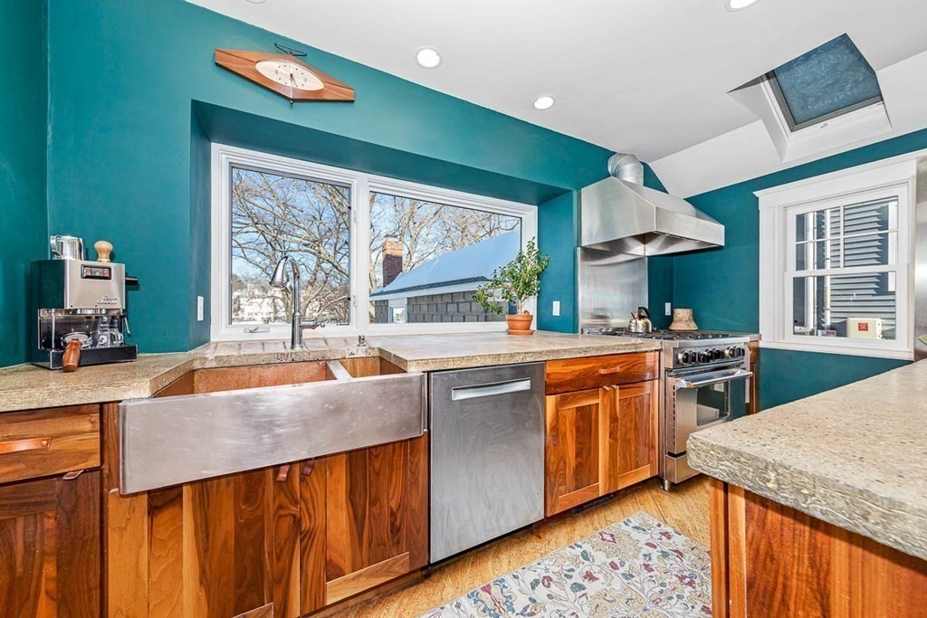 18 Overlook Road Arlington, MA 02474 - Photo 18 of 42 Gallery Image 18