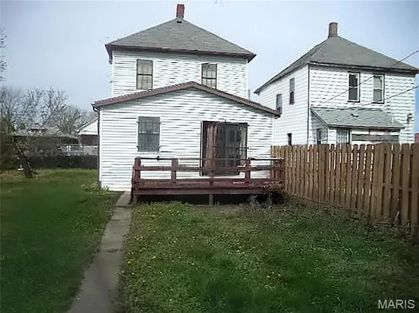 $33,500 | 528 North 22nd Street, East St. Louis, IL 62205