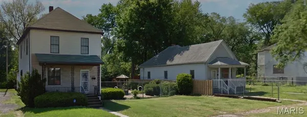 $33,500 | 528 North 22nd Street, East St. Louis, IL 62205