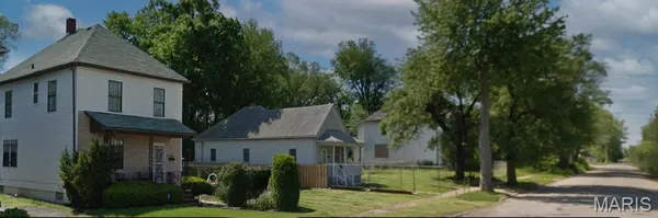 $33,500 | 528 North 22nd Street, East St. Louis, IL 62205