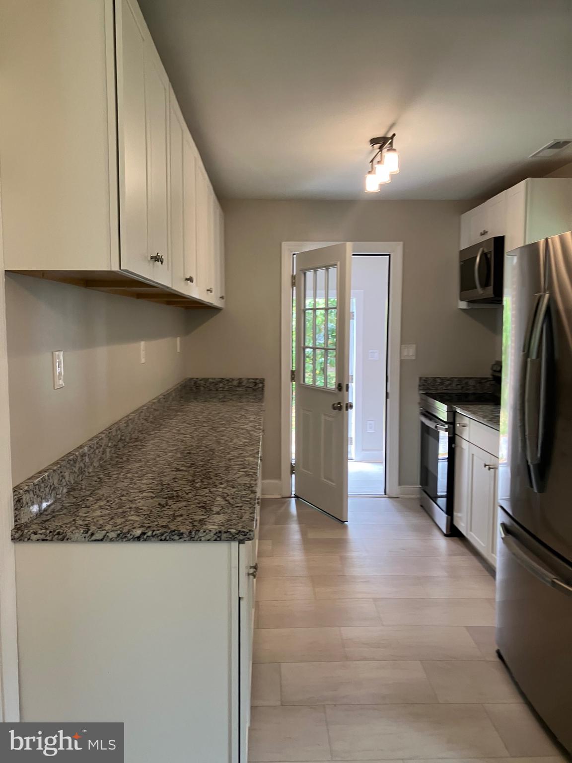 915 Hampton Road Petersburg, VA 23805 - Photo 14 of 46