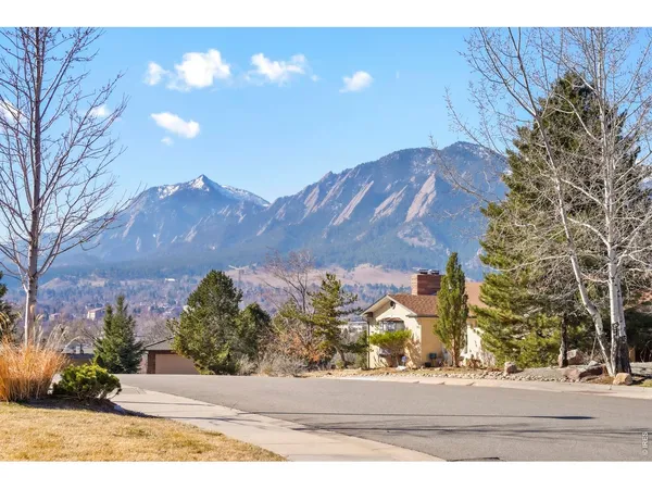 $3,249,000 | 2003 Balsam Drive, Boulder, CO 80304