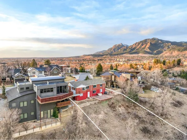$3,249,000 | 2003 Balsam Drive, Boulder, CO 80304