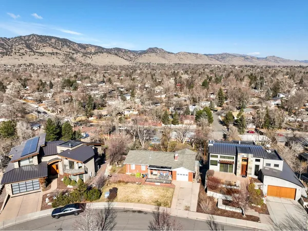 $3,249,000 | 2003 Balsam Drive, Boulder, CO 80304